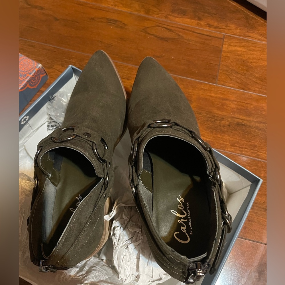 Carlos Santana  /Size 6/ Dark Brown Ankle Booties with Buckle Detail - Picture 6 of 8
